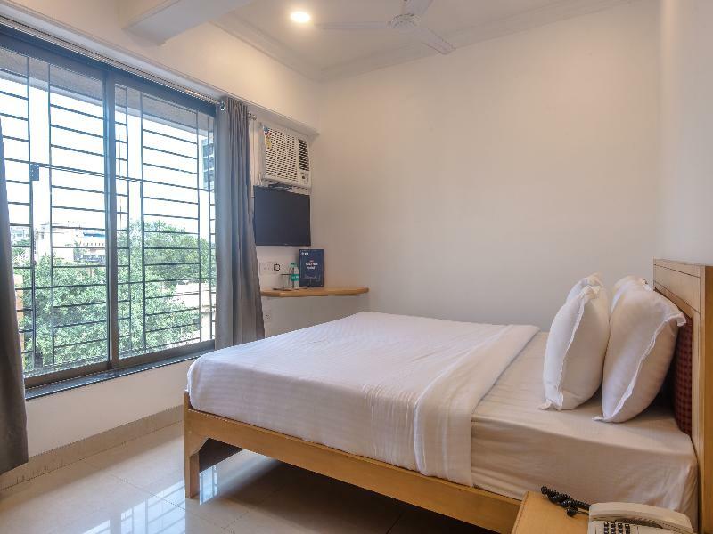 Hotel Oyo Flagship 572 Santacruz West Bombay Esterno foto