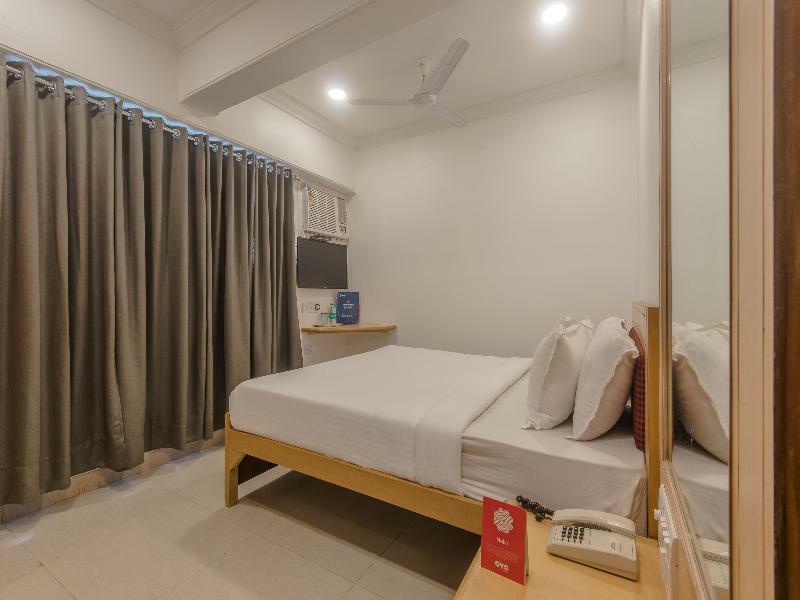 Hotel Oyo Flagship 572 Santacruz West Bombay Esterno foto